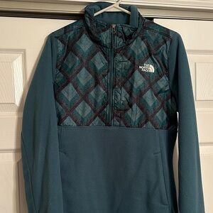 The North Face Blue and Black Geometric Pullover